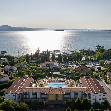 Le Terrazze Sul Lago Hotel & Residence Padenghe sul Garda Exterior photo