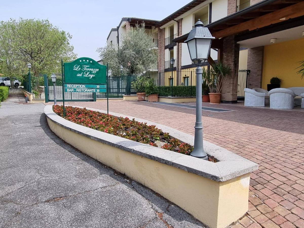 Le Terrazze Sul Lago Hotel & Residence Padenghe sul Garda Exterior photo